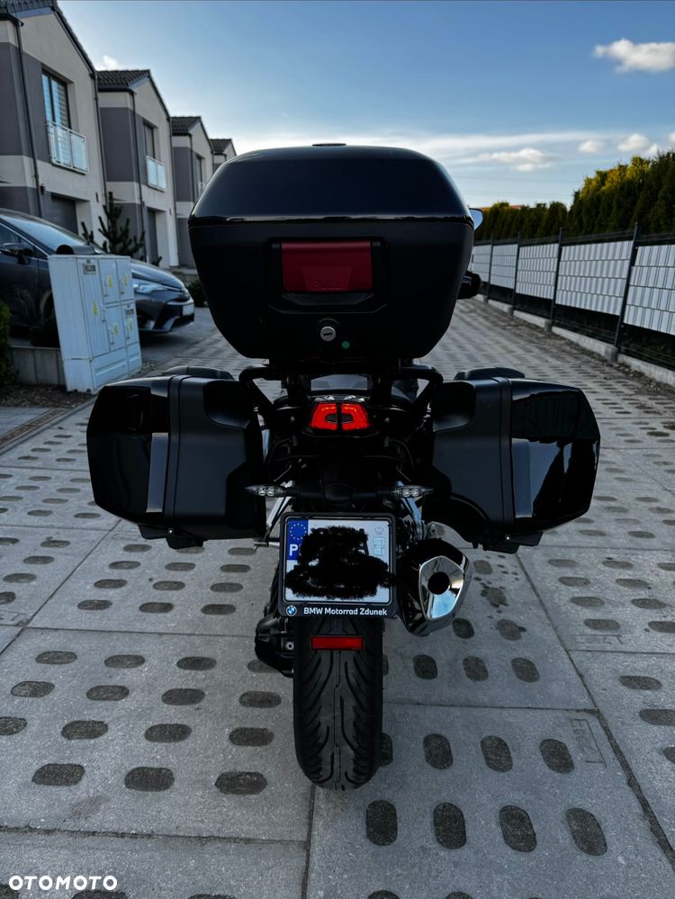 BMW R - 8