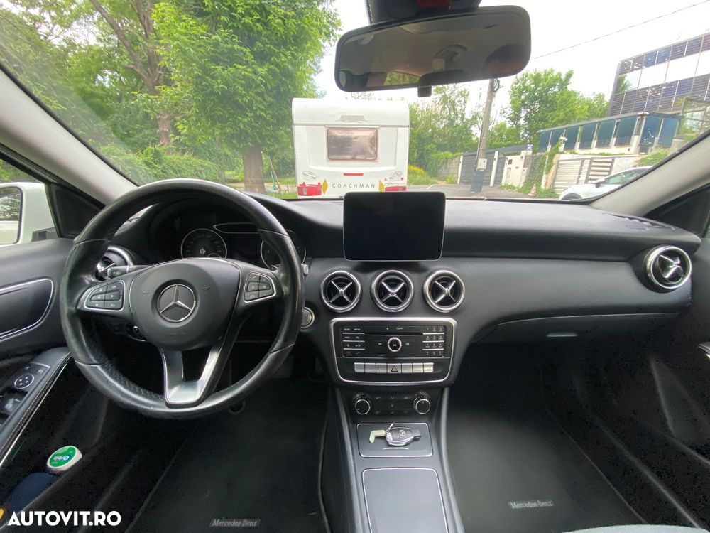 MERCEDES-BENZ A-Class 2018 — imagine 11