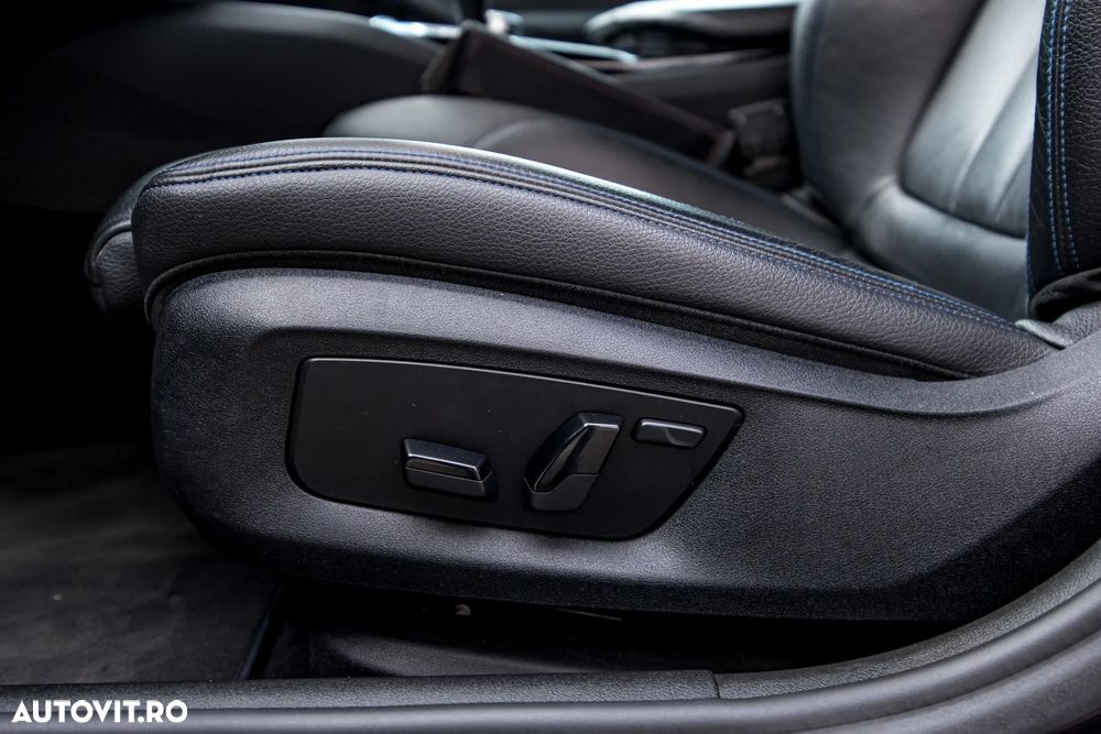 BMW Seria 5 520i AT - 21