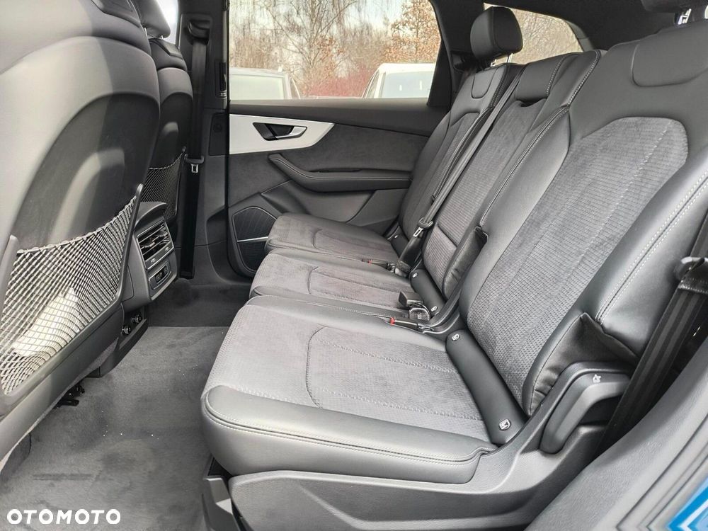 Audi Q7 - 9