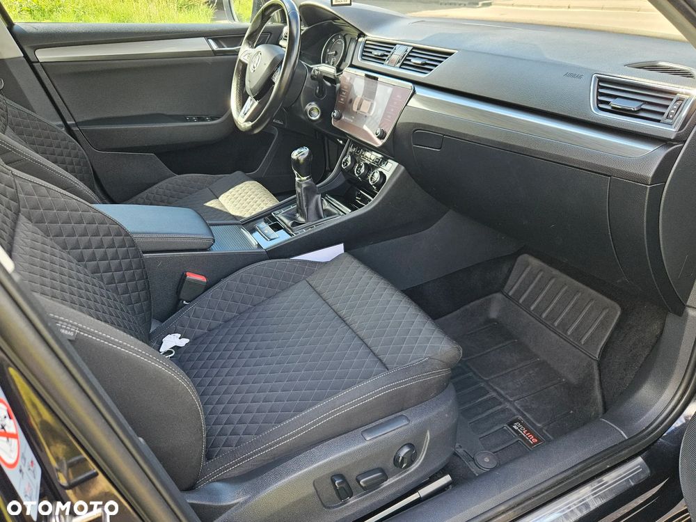 Skoda Superb 2.0 TDI Ambition - 19