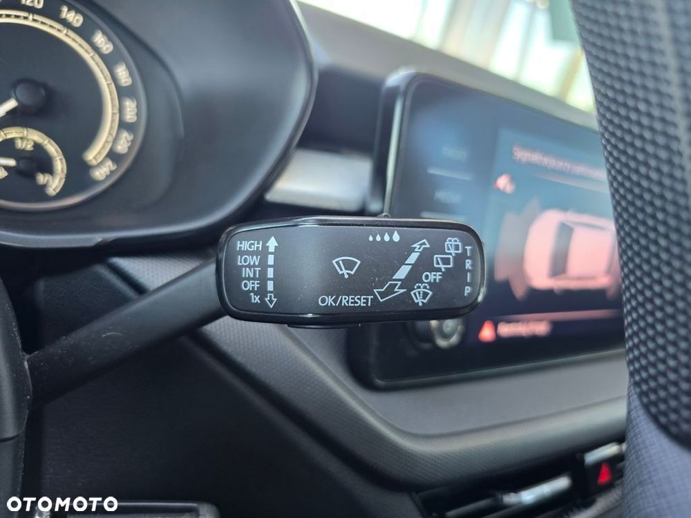Skoda Fabia 1.0 Ambition - 25