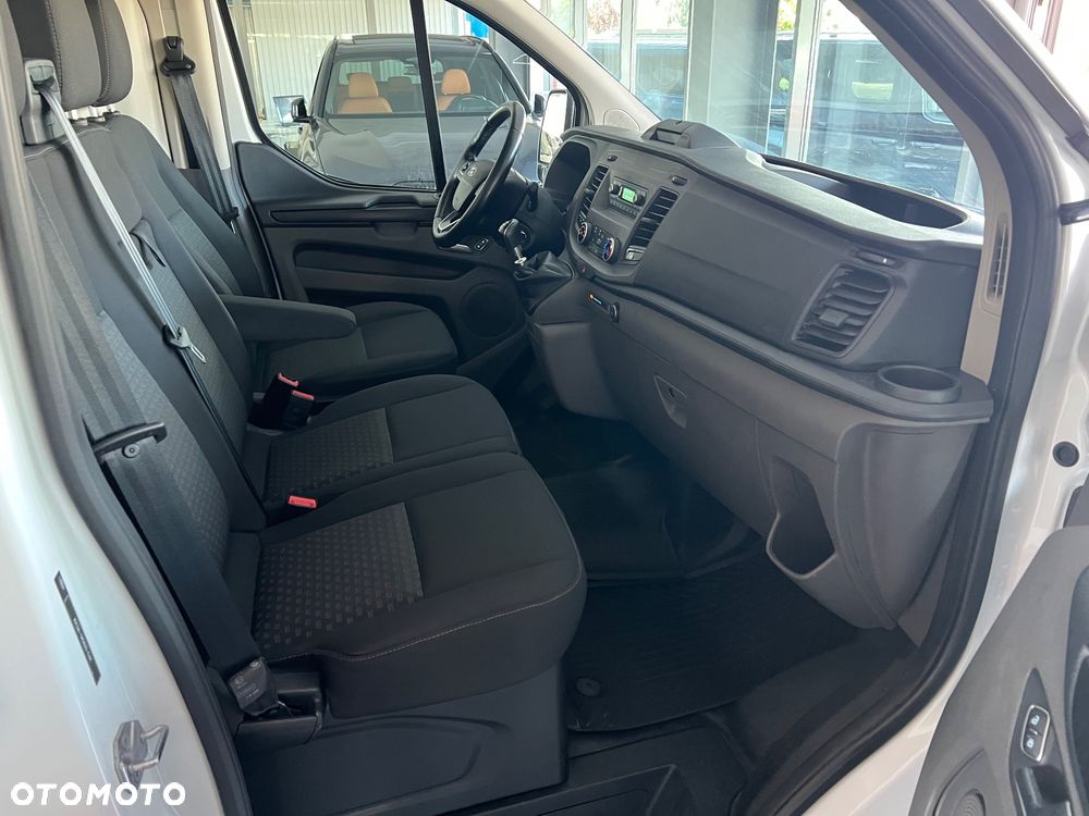 Ford Transit Custom - 38