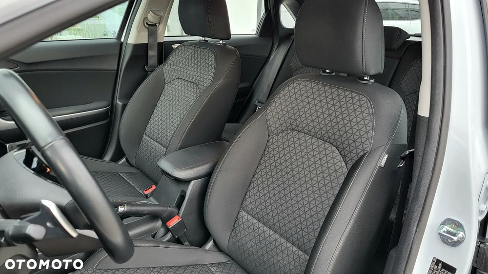 Kia Ceed 1.4 T-GDI M DCT - 14