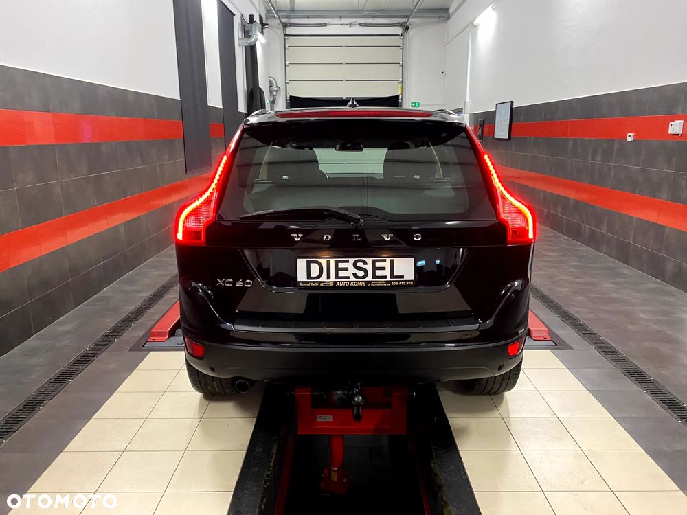 Volvo XC 60 D3 Summum - 9