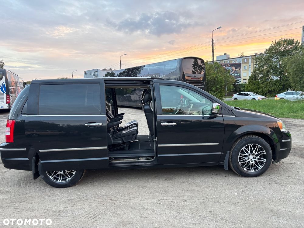 Chrysler Grand Voyager 2.8 CRD Limited - 20
