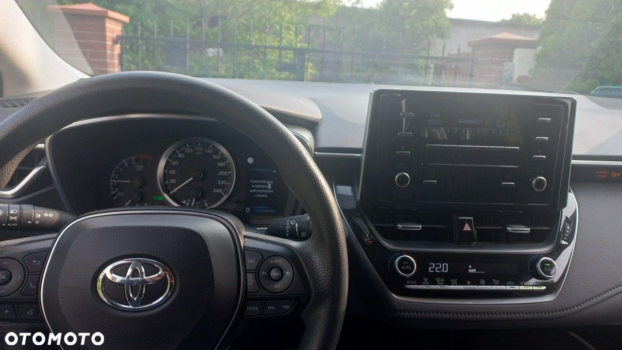 Toyota Corolla - 24
