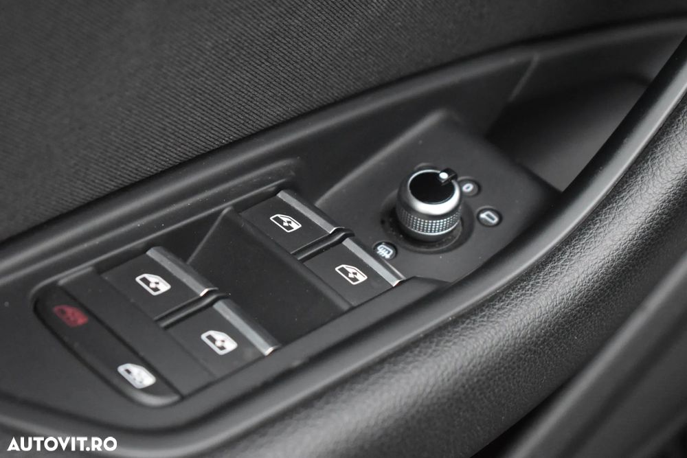 Audi A4 35 TDI S tronic MHEV Basic - 37