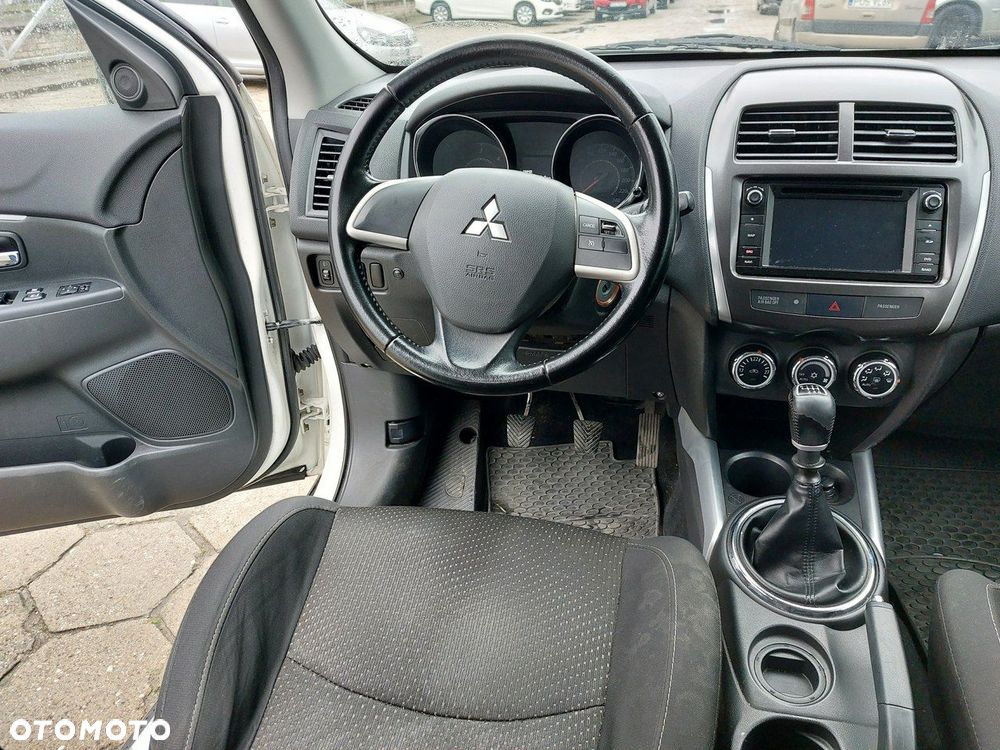 Mitsubishi ASX - 17