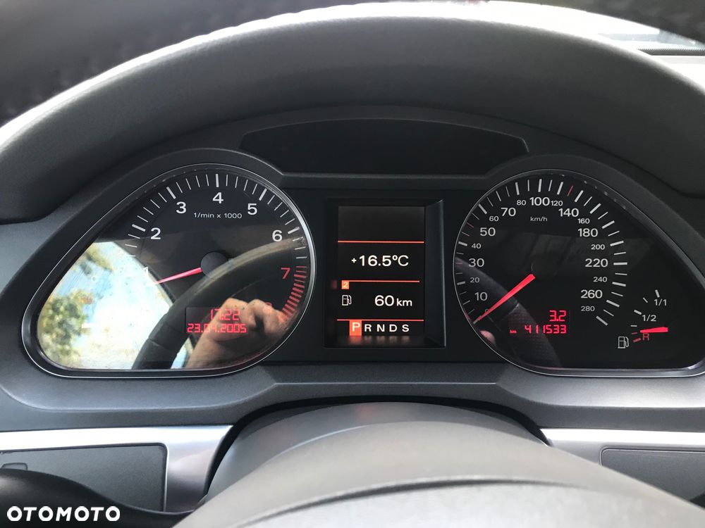 Audi A6 Avant - 26