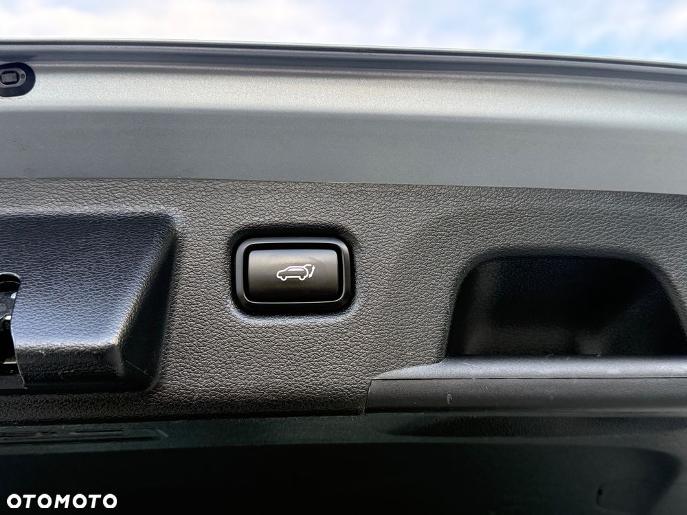 Kia Ceed 1.4 T-GDI DCT OPF Platinum Edition - 27