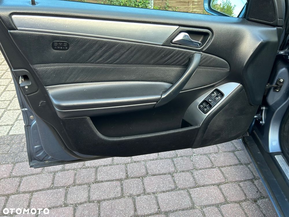 Mercedes-Benz Klasa C 200 Kompressor Avantgarde - 14