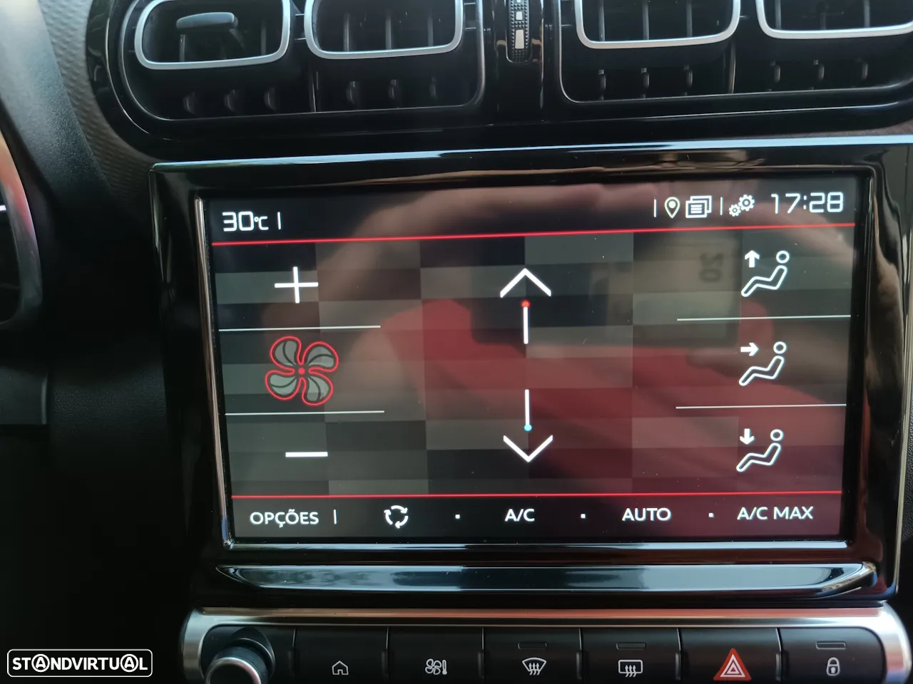 Citroën C3 Aircross 1.2 PureTech Shine EAT6 - 43