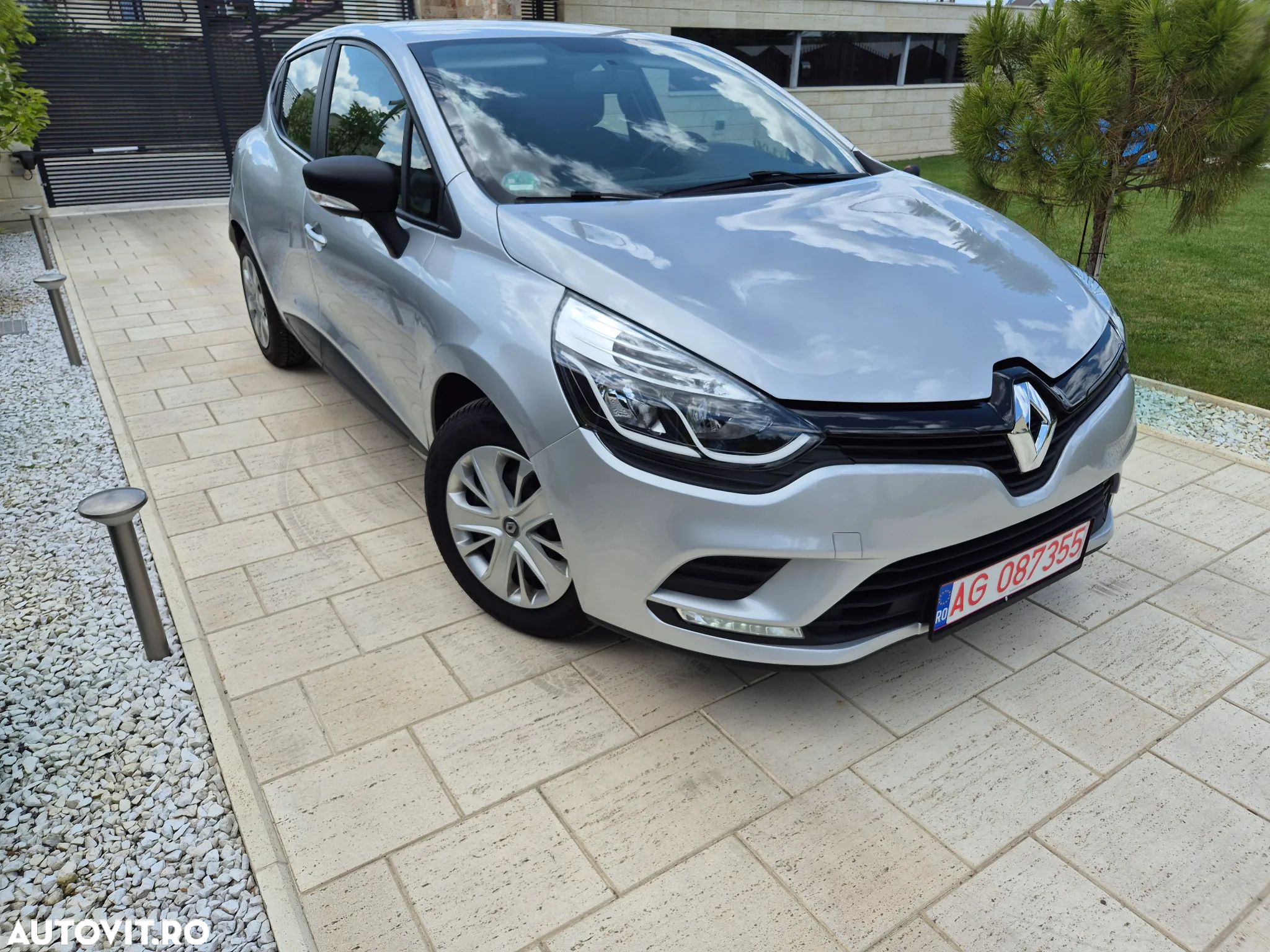 Renault Clio (Energy) dCi 90 Start & Stop INTENS - 13