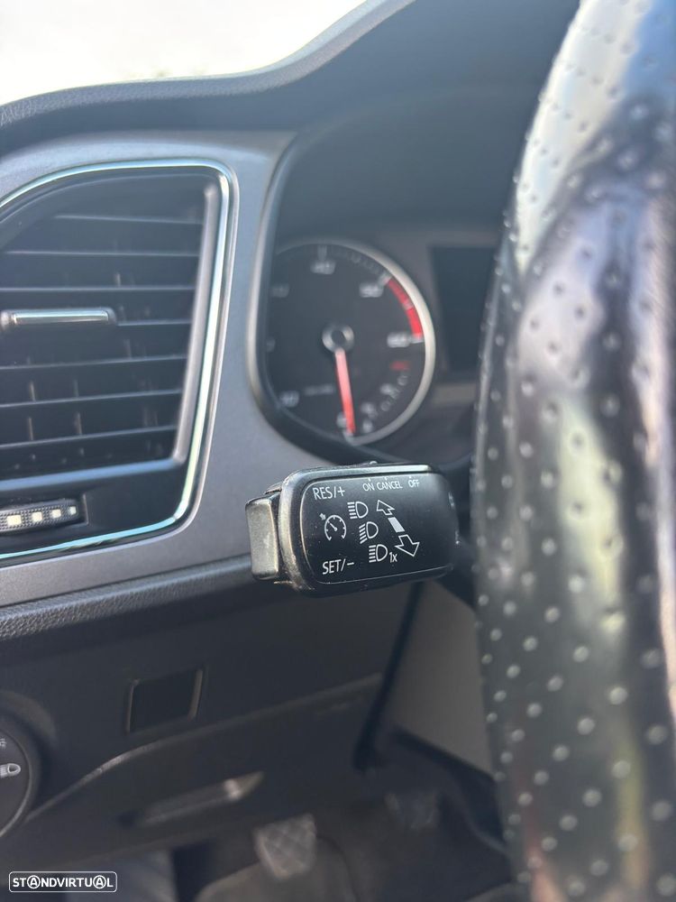 SEAT Leon 2.0 TDI DPF FR - 19