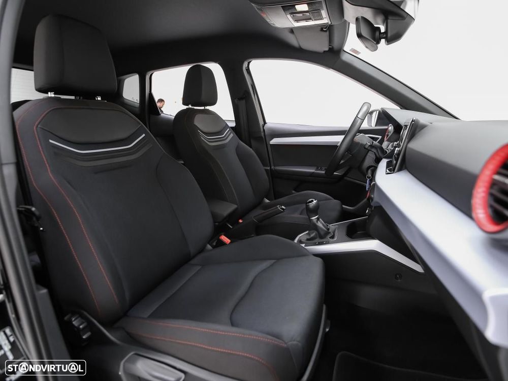 SEAT Arona 1.0 TSI FR - 10