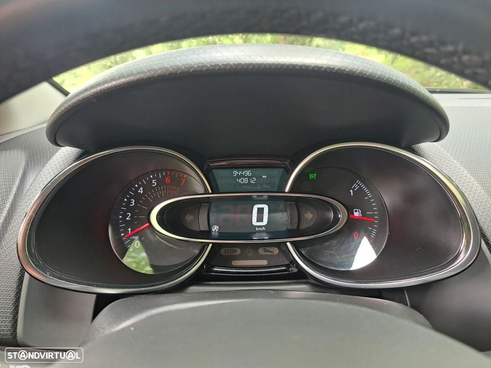 Renault Clio ENERGY TCe 120 INTENS - 22