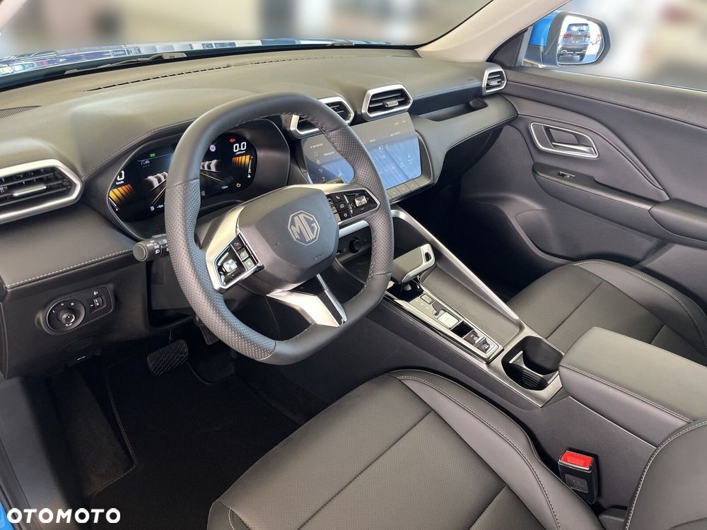 MG ZS Hybrid+ - 11