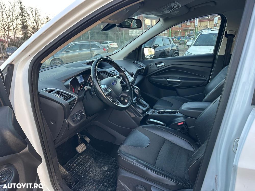 Ford Kuga 2.0 TDCi 4x4 Aut. Titanium - 8