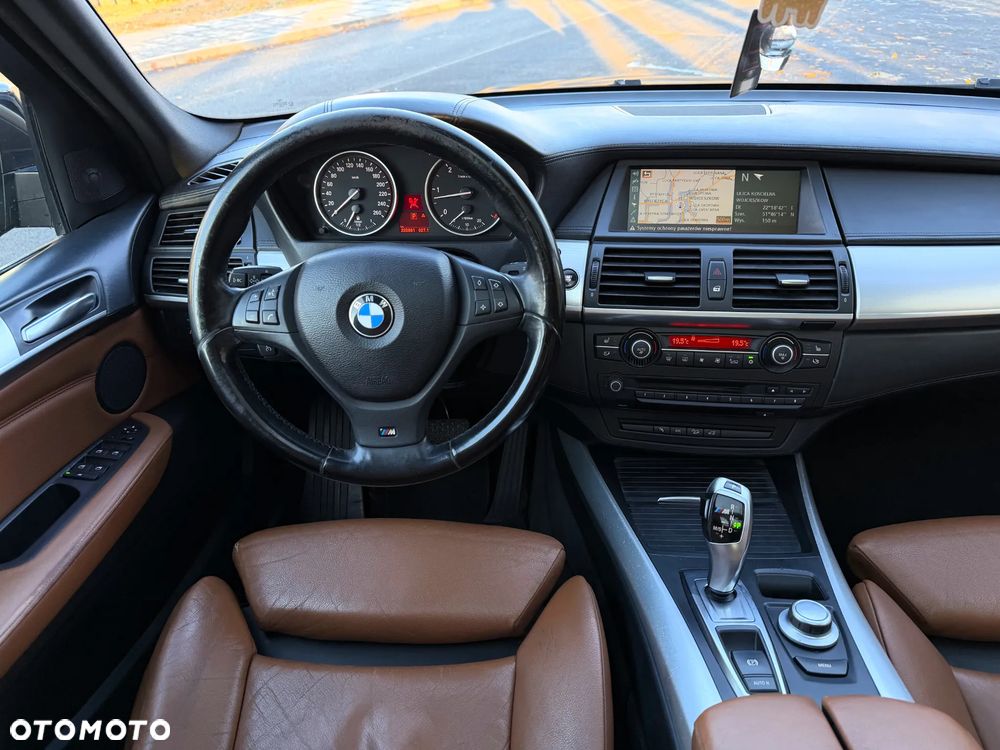 BMW X5 xDrive35d - 22