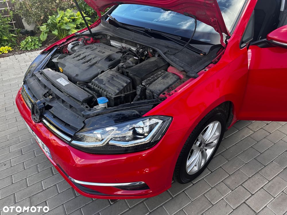 Volkswagen Golf 2.0 BlueTDI DSG Highline - 38