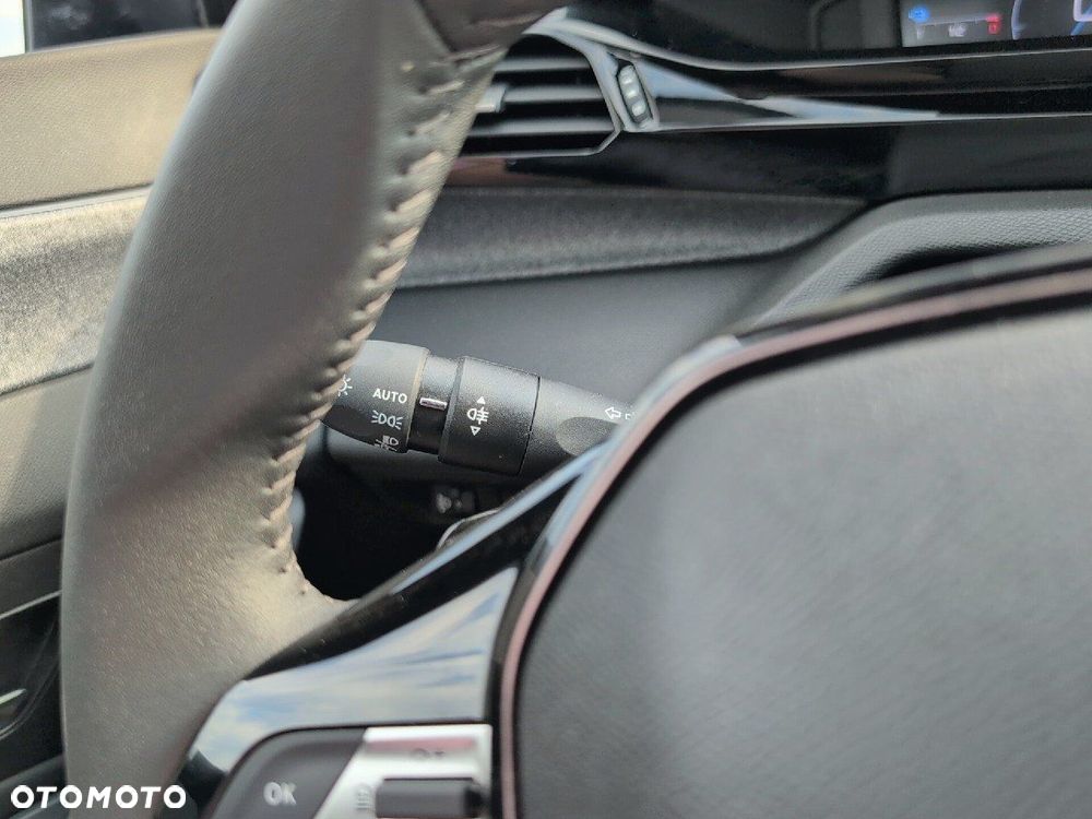 Peugeot 308 - 18
