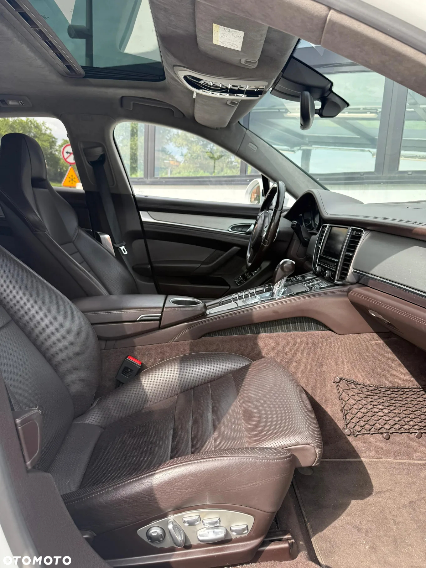Porsche Panamera GTS PDK - 19