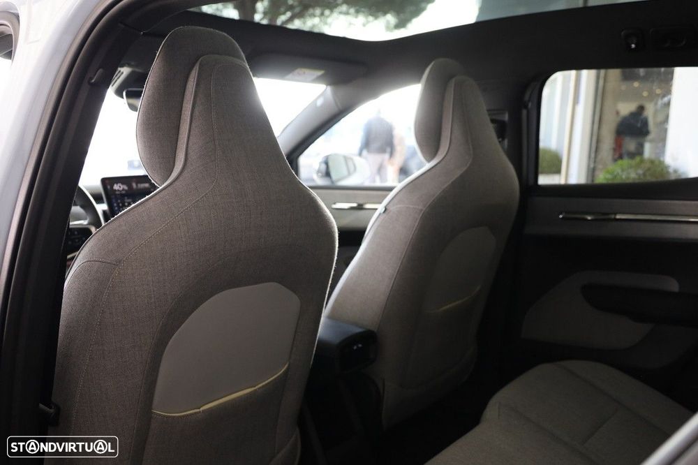 Volvo EX30 69 kWh Single Motor Extended Range Ultra - 14