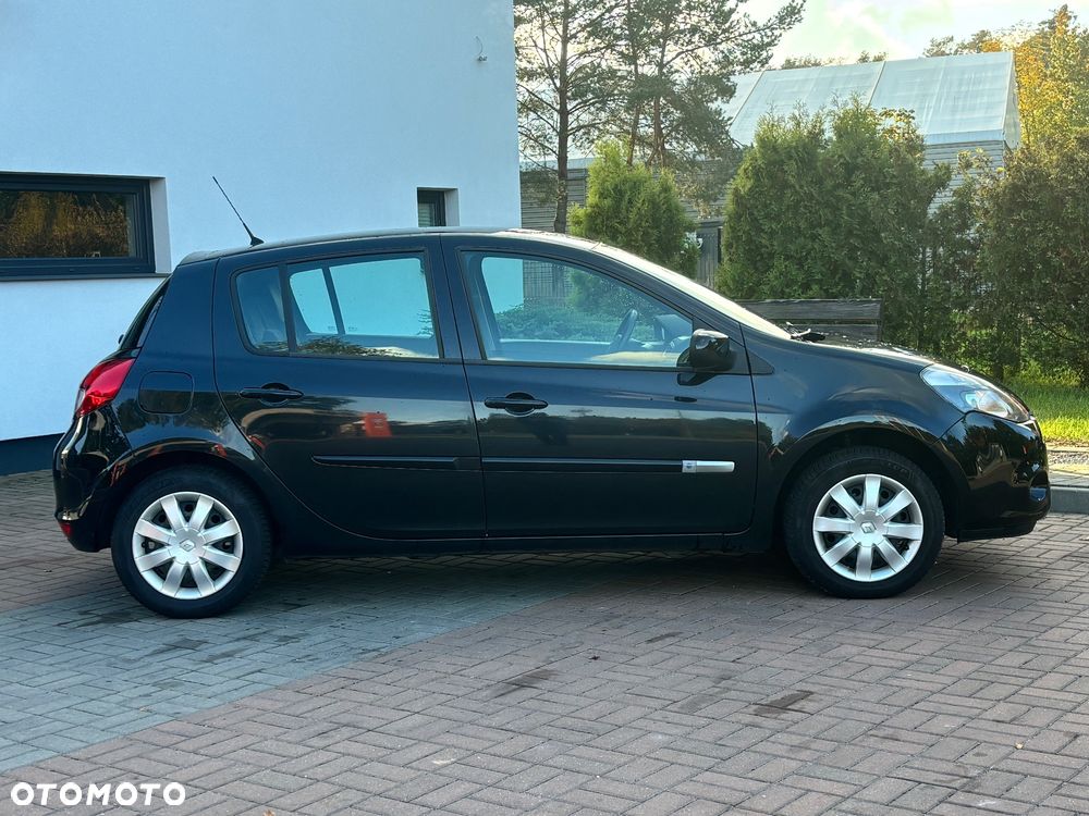 Renault Clio 1.2 16V Alize - 7