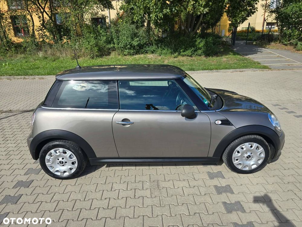 MINI ONE Standard - 10