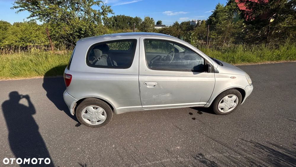 Toyota Yaris 1.0 Luna - 10