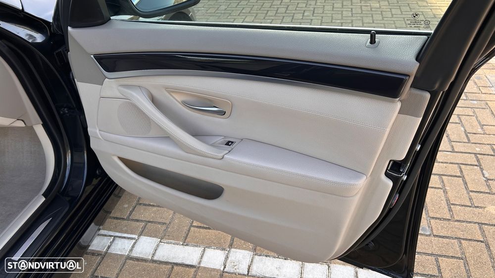 BMW 520 d Line Luxury Auto - 26