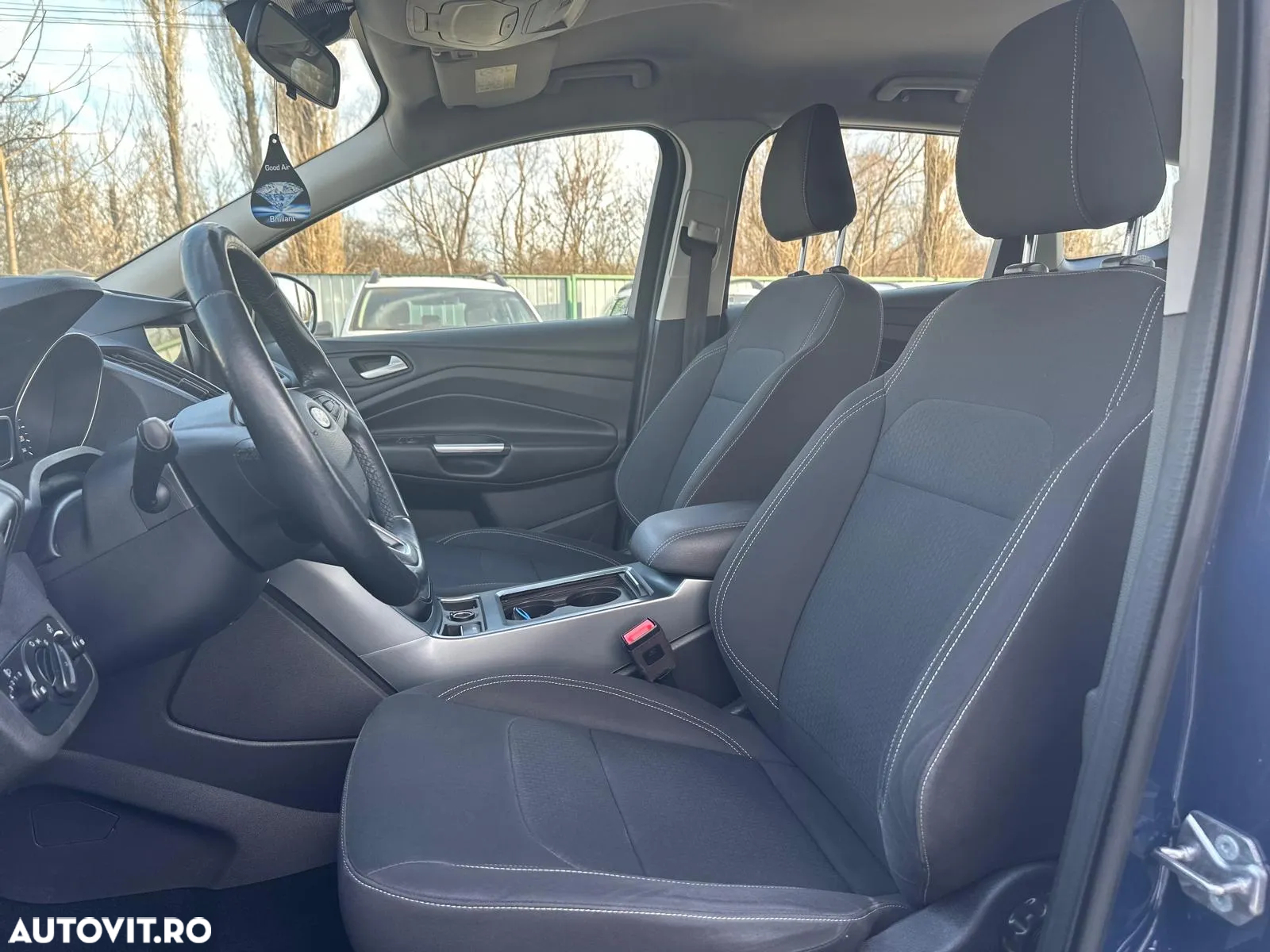 Ford Kuga 2.0 TDCi 4WD Powershift Titanium - 10