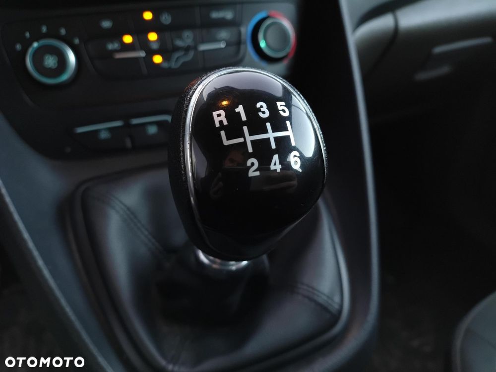 Ford Transit Connect 220 L1 Trend - 12