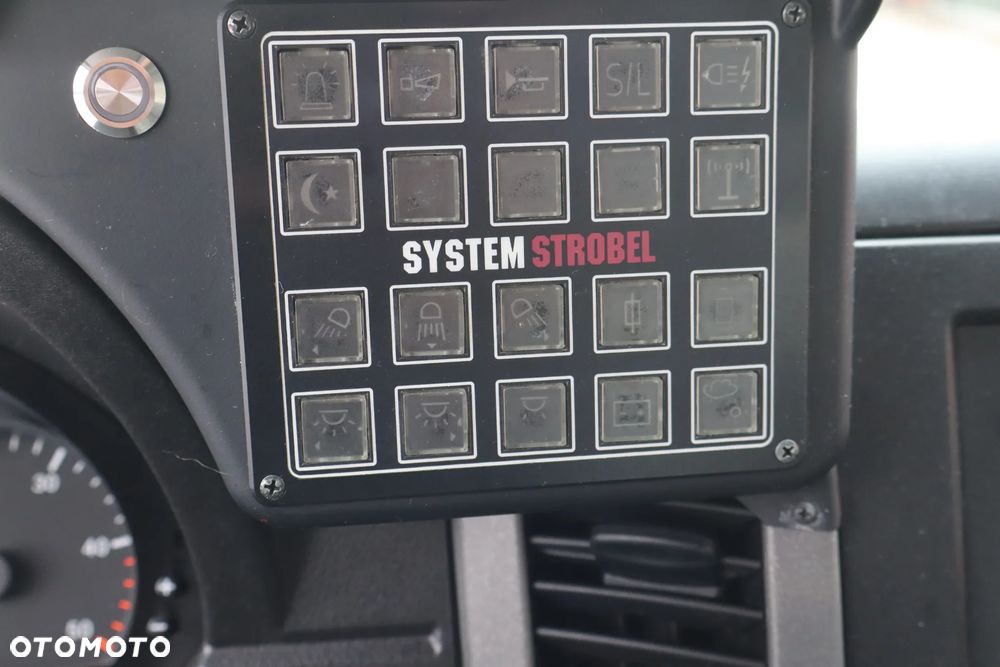 Mercedes-Benz SPRINTER - 18