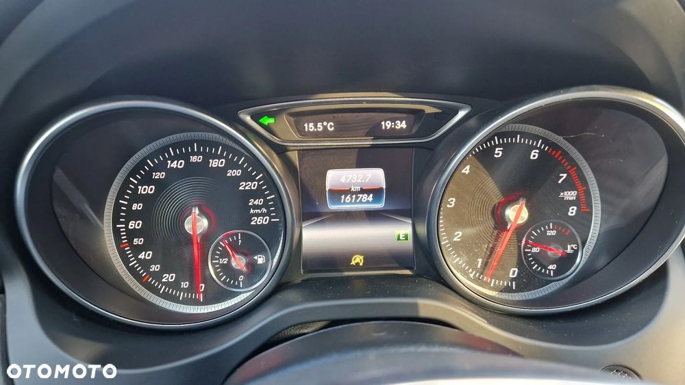 Mercedes-Benz CLA 200 AMG Line - 7