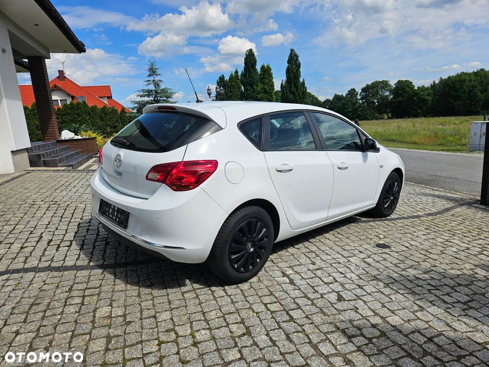 Opel Astra 1.6 Style - 22