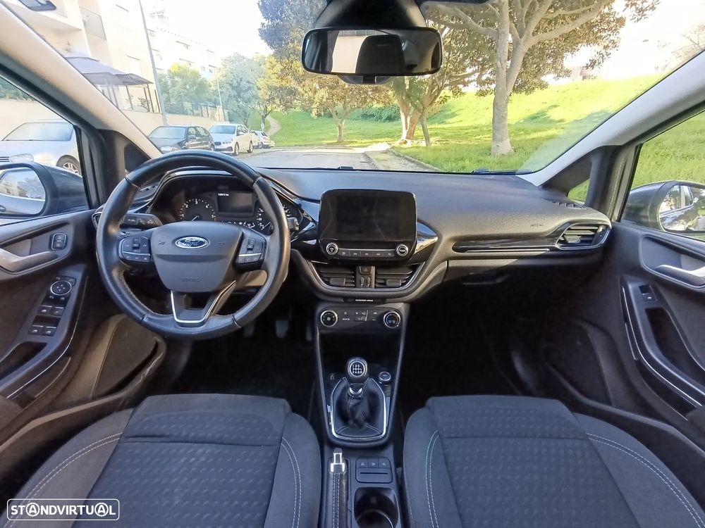Ford Fiesta 1.5 TDCi Active+ - 11