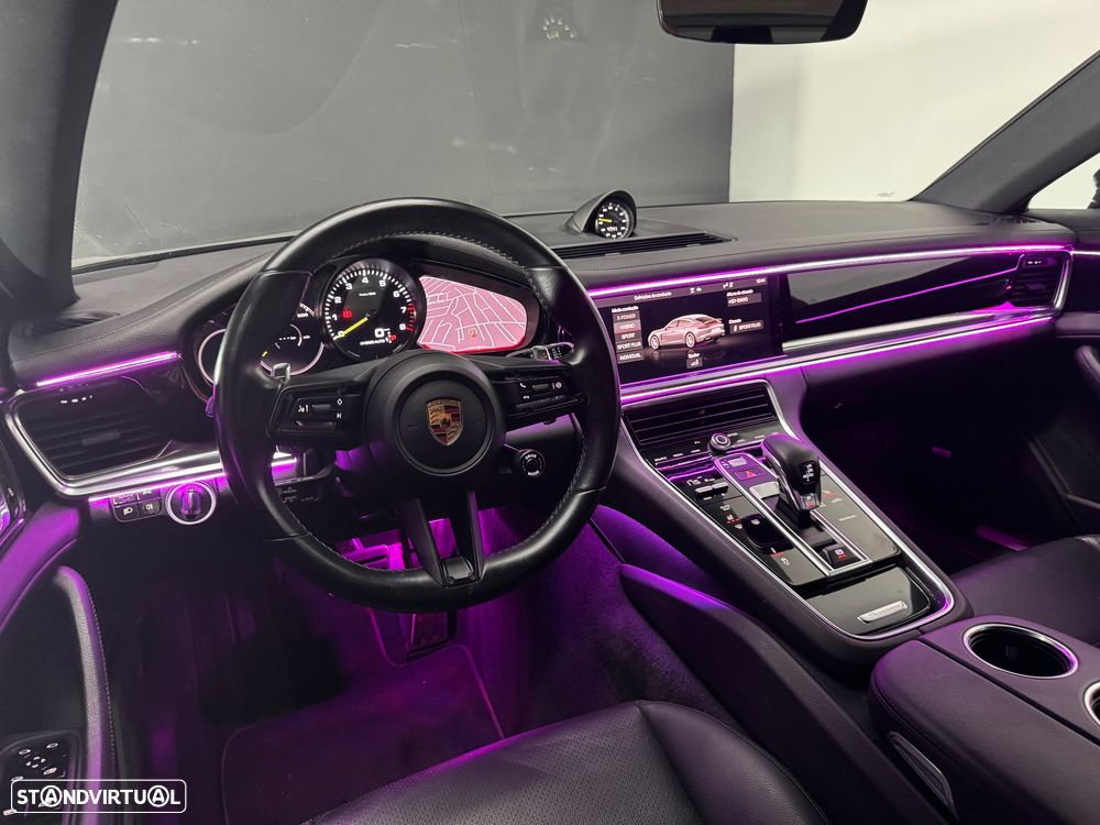Porsche Panamera 4 E-Hybrid - 10
