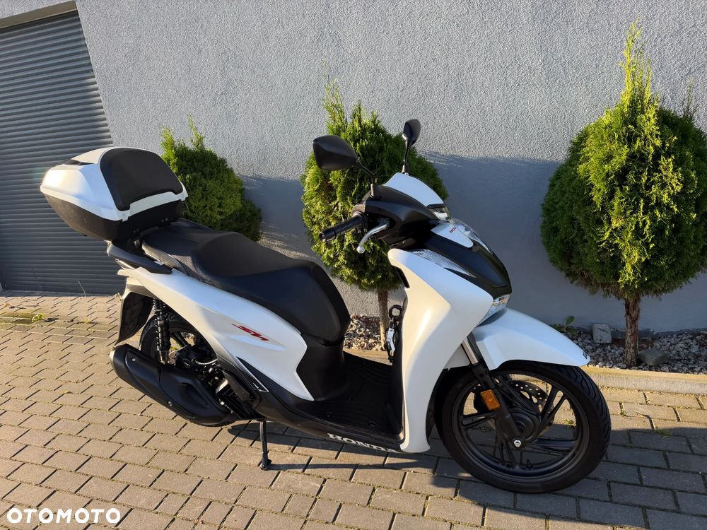 Honda SH - 23
