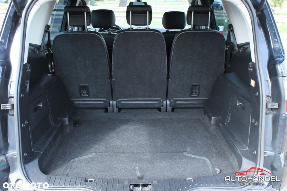 Ford S-Max - 24