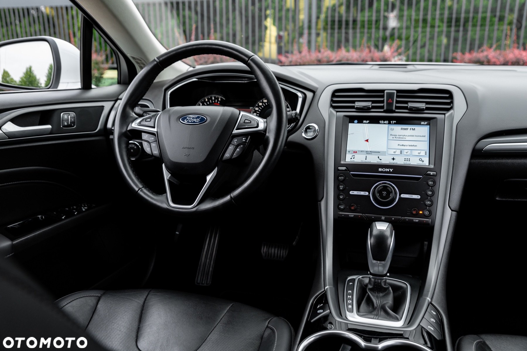 Ford Mondeo 2.0 TDCi ST-Line X 4WD PowerShift - 26