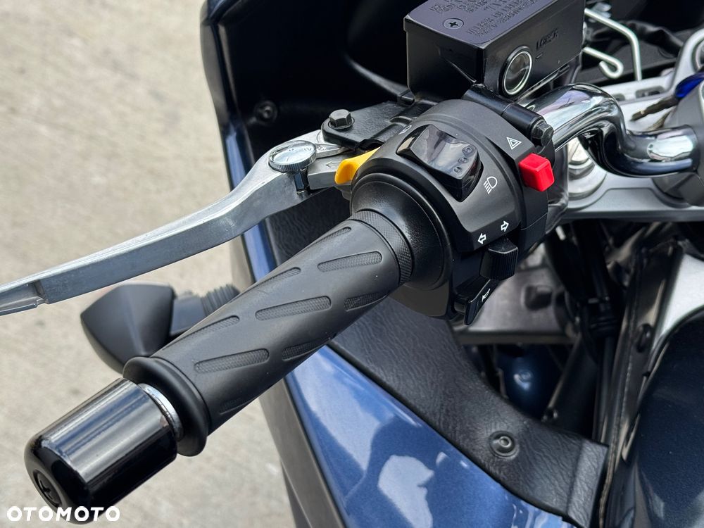 Suzuki Bandit - 10