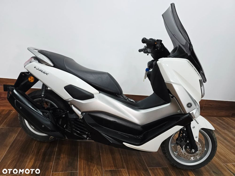 Yamaha NMAX - 7