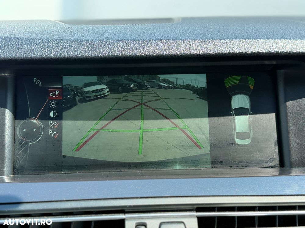 BMW Seria 5 530d xDrive Aut. - 10