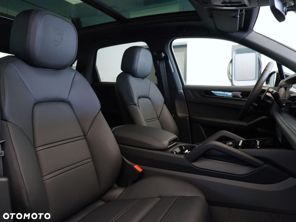 Porsche Cayenne Black Edition - 31