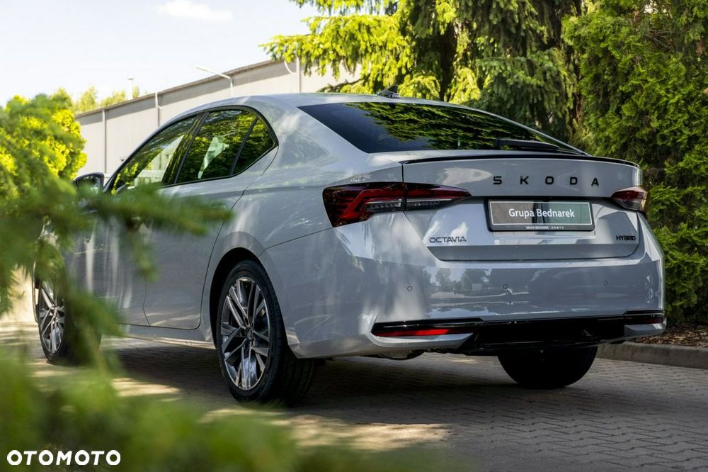 Skoda Octavia - 11
