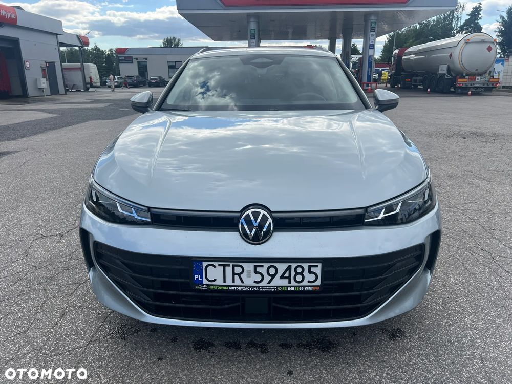 Volkswagen Passat - 3
