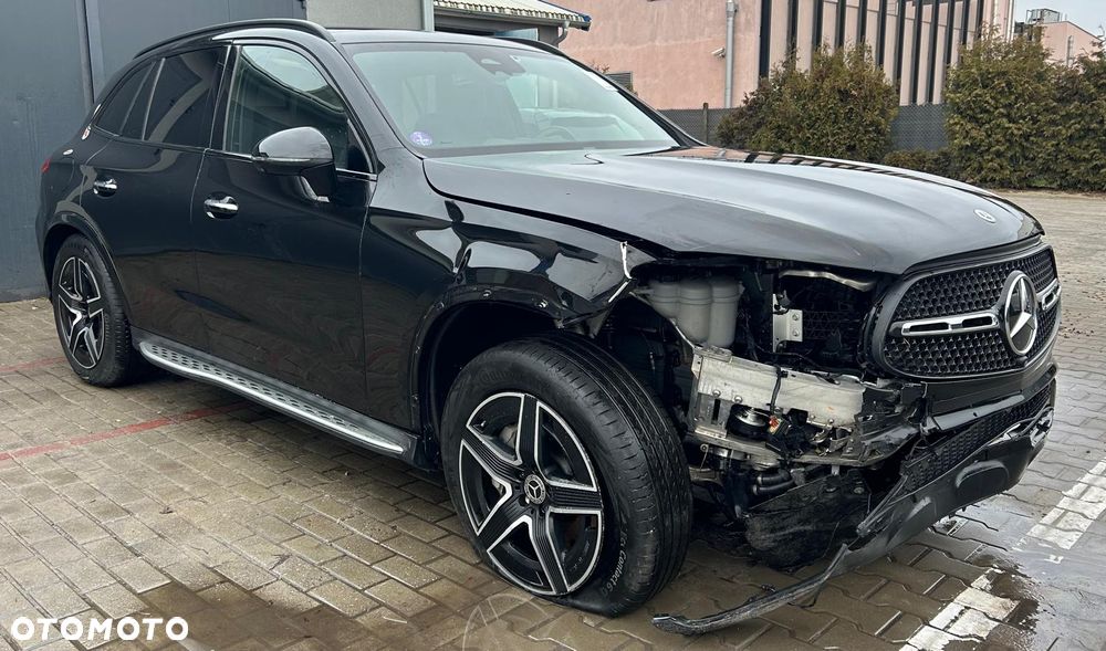 Mercedes-Benz GLC - 3