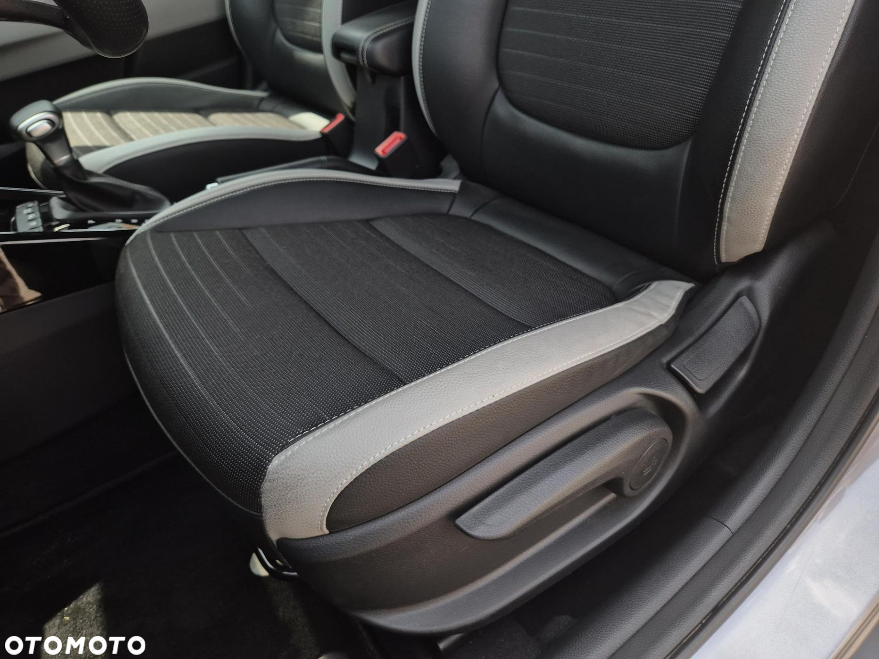 Kia Stonic - 12